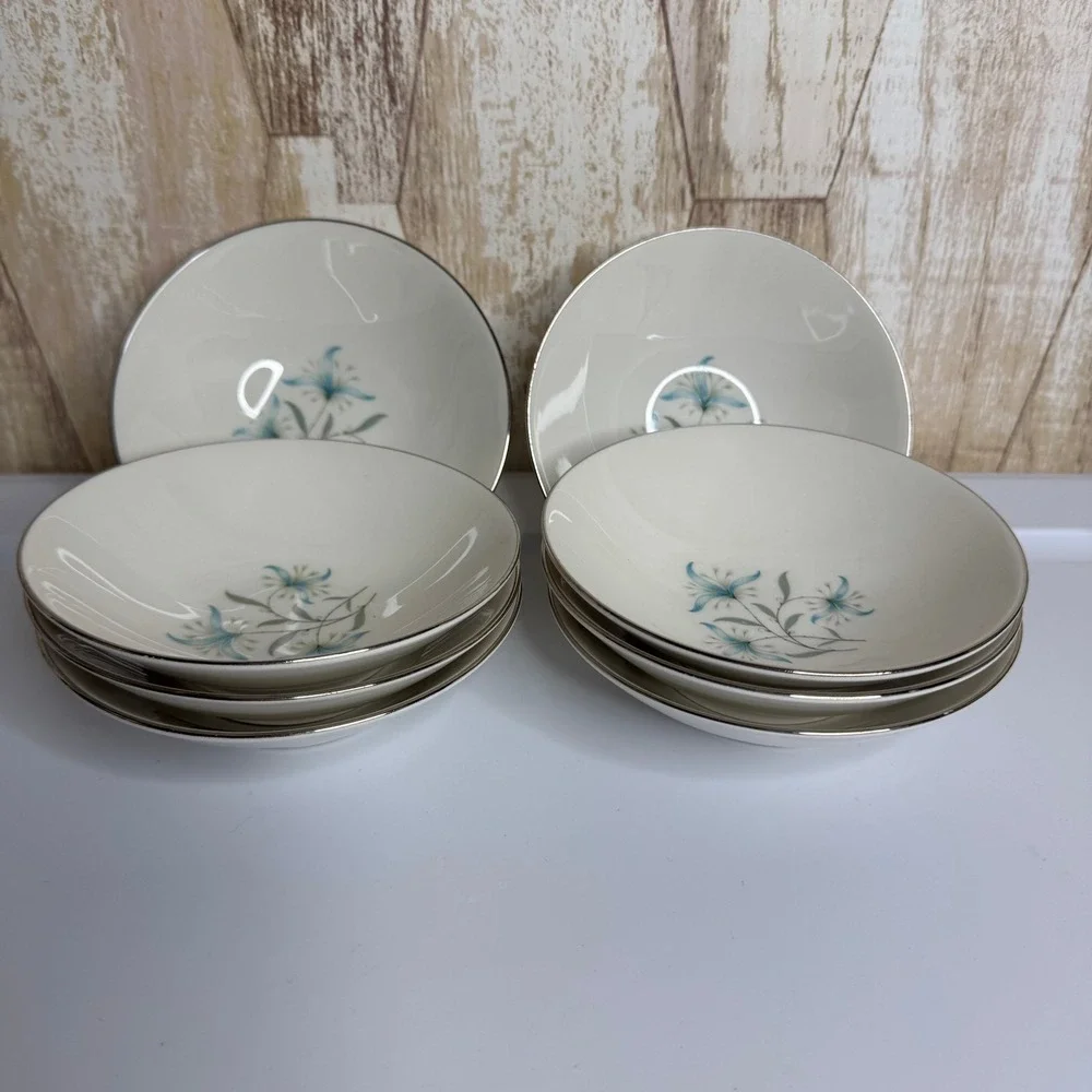 Homer Laughlin Triumph Cynthia Fine China Fruit Dessert Bowls Set of 8 Blue Lily